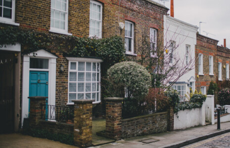 leasing houses in the UK